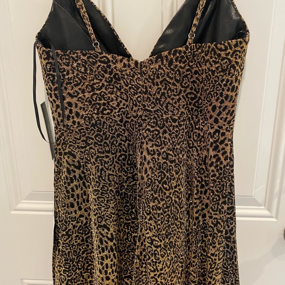 Lulu’s Animal Print Formal Dress V-neck Spaghetti Straps Women’s Size 2 NWT - Picture 4 of 9